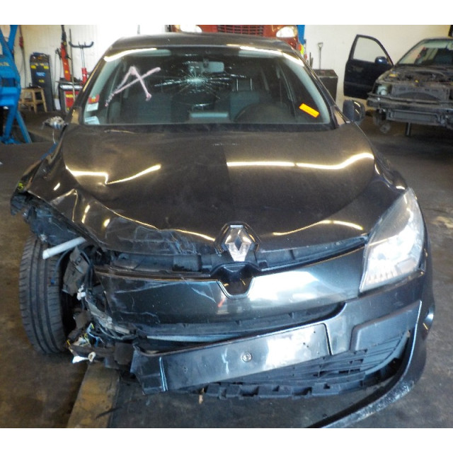 Zacisk hamulcowy przedni prawy Renault Megane III Berline (BZ) (2008 - 2016) Hatchback 5-drs 1.5 dCi 85 (K9K-830(K9K-F8))