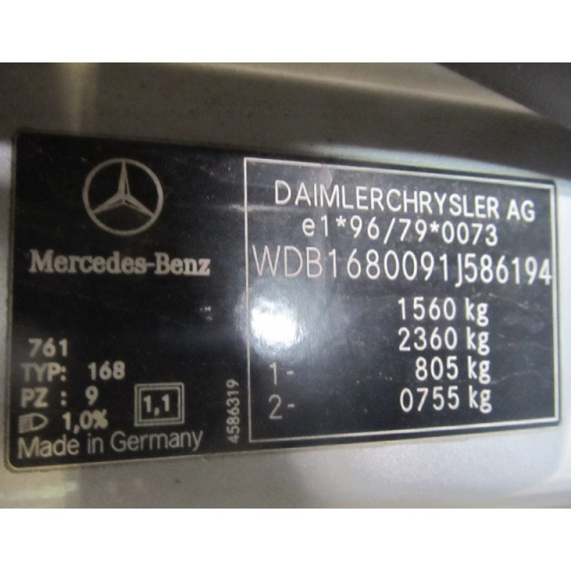 Mechanizm podciśnieniowy centralnego zamka drzwi przednich prawych Mercedes-Benz A (W168) (2001 - 2004) Hatchback 1.7 A-170 CDI 16V (OM668.942)