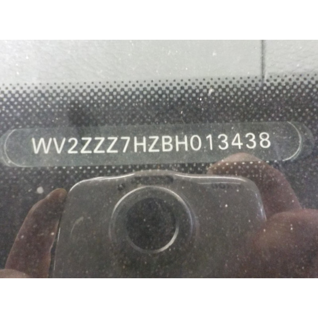 Piasta przednia prawa Volkswagen Multivan T5 (7E/7HC/7HF/7HM) (2009 - 2015) MPV 2.0 BiTDI DRF (CFCA(Euro 5))