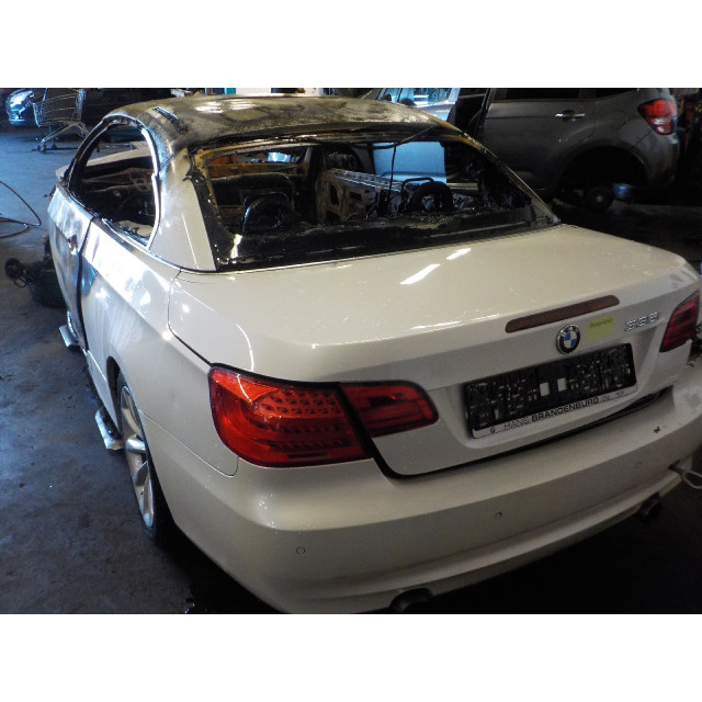 Półoś BMW 3 serie (E93) (2010 - 2013) Cabrio 335i 24V (N55-B30A)
