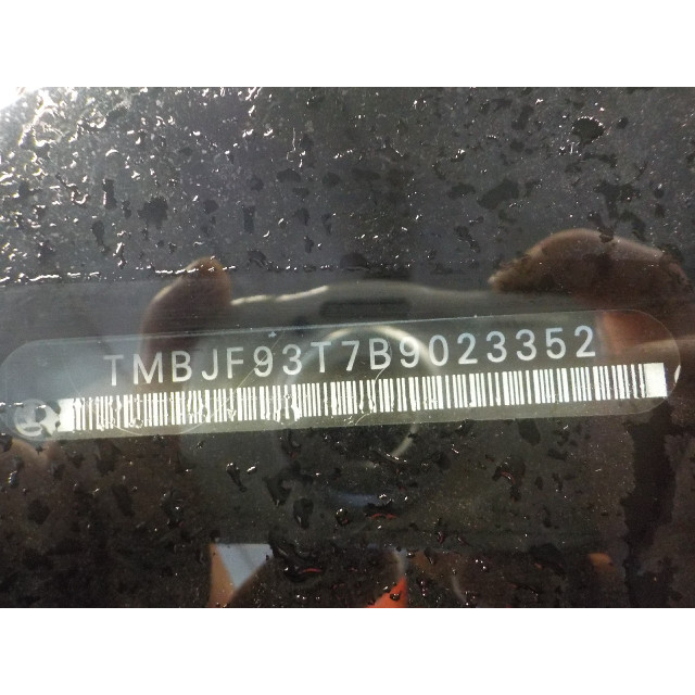 Wahacz przedni lewy Skoda Superb Combi (3TAC/TAF) (2009 - 2015) Combi 2.0 TDI 16V (CFGB)