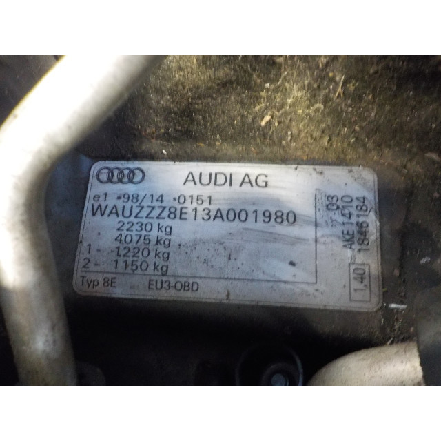 Mechanizm sterowania elektrycznego szyby drzwi tylnych lewych Audi A4 Avant Quattro (B6) (2001 - 2005) A4 Avant (B6) Combi 2.5 TDI V6 24V Quattro (AKE)