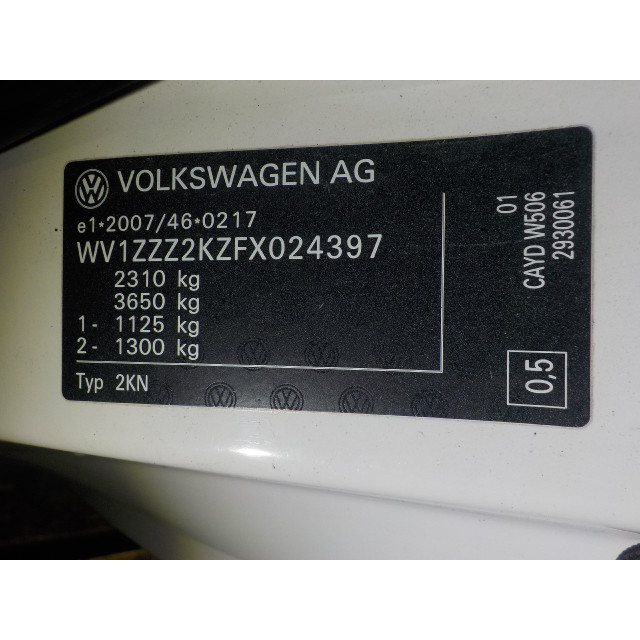 Zacisk hamulcowy przedni lewy Volkswagen Caddy III (2KA/2KH/2CA/2CH) (2010 - 2015) Van 1.6 TDI 16V (CAYD)