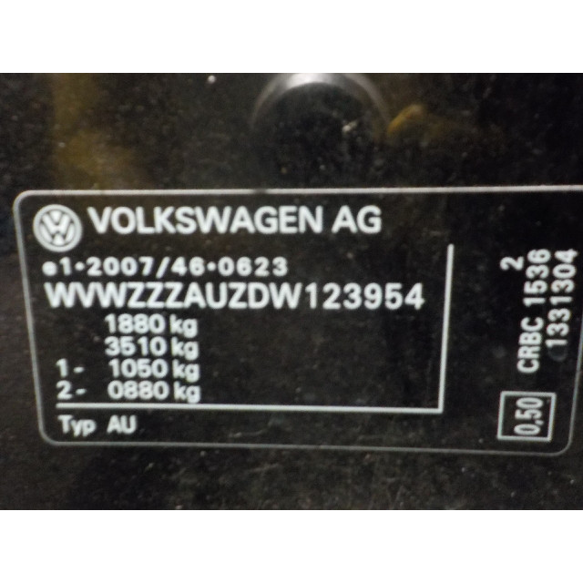 Półoś przednia lewa Volkswagen Golf VII (AUA) (2012 - 2020) Hatchback 2.0 TDI 16V (CRBC)