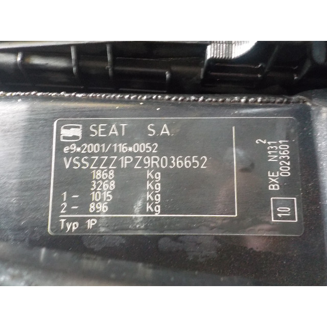 Wycieraczka przednia prawa Seat Leon (1P1) (2006 - 2010) Hatchback 1.9 TDI 105 (BXE)