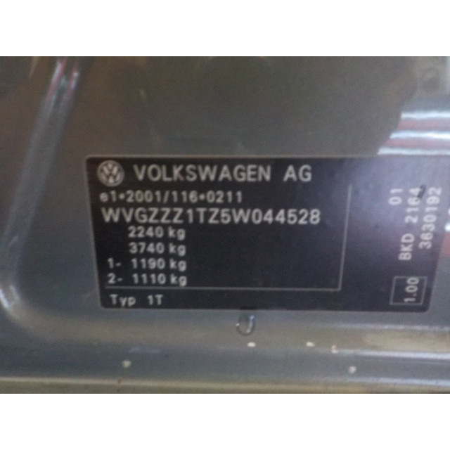 Drzwi tylne lewe Volkswagen Touran (1T1/T2) (2003 - 2010) MPV 2.0 TDI 16V 140 (BKD)
