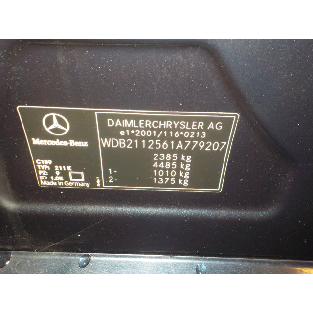 Drzwi tylne prawe Mercedes-Benz E Combi (S211) (2005 - 2009) Combi 3.5 E-350 V6 24V (M272.964)