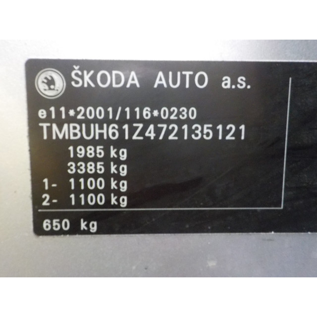 Drzwi tylne lewe Skoda Octavia Combi (1Z5) (2006 - 2013) Combi 5-drs 2.0 RS TDI PD 16V (BMN)