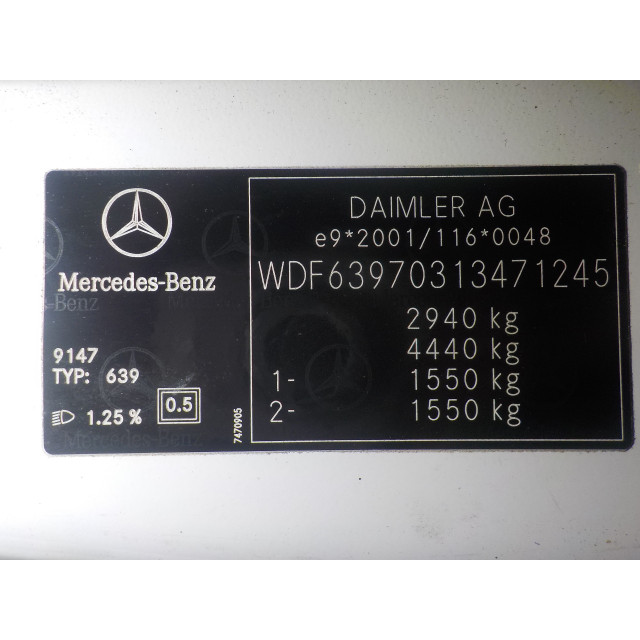 Mechanizm sterowania elektrycznego szyby drzwi przednich lewych Mercedes-Benz Vito (639.7) (2003 - 2014) Bus 2.2 115 CDI 16V (OM646.980)