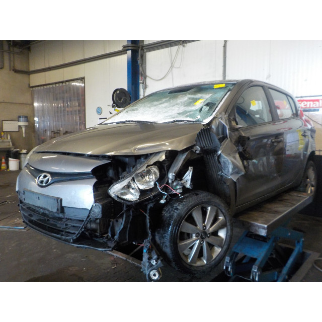 Drzwi tylne prawe Hyundai i20 (2008 - 2015) Hatchback 1.4 CRDi 16V (D4FC)
