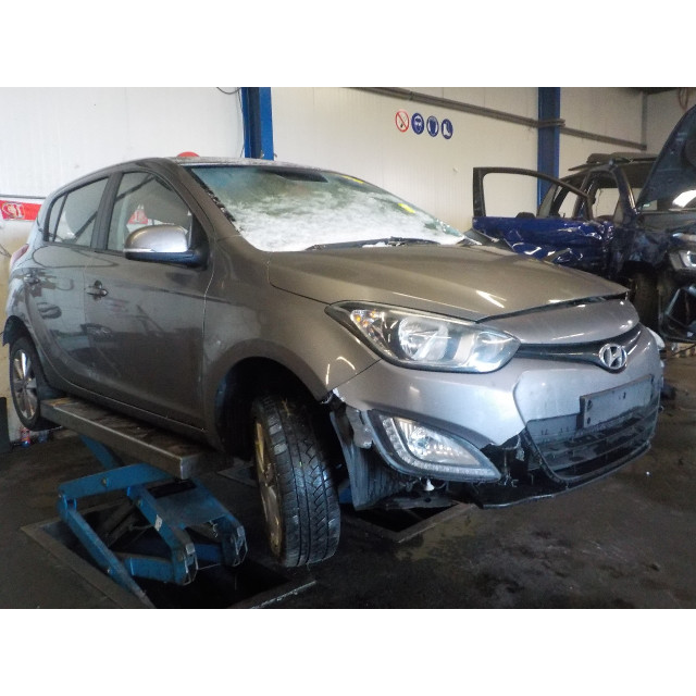 Mechanizm sterowania elektrycznego szyby drzwi przednich prawych Hyundai i20 (2008 - 2015) Hatchback 1.4 CRDi 16V (D4FC)
