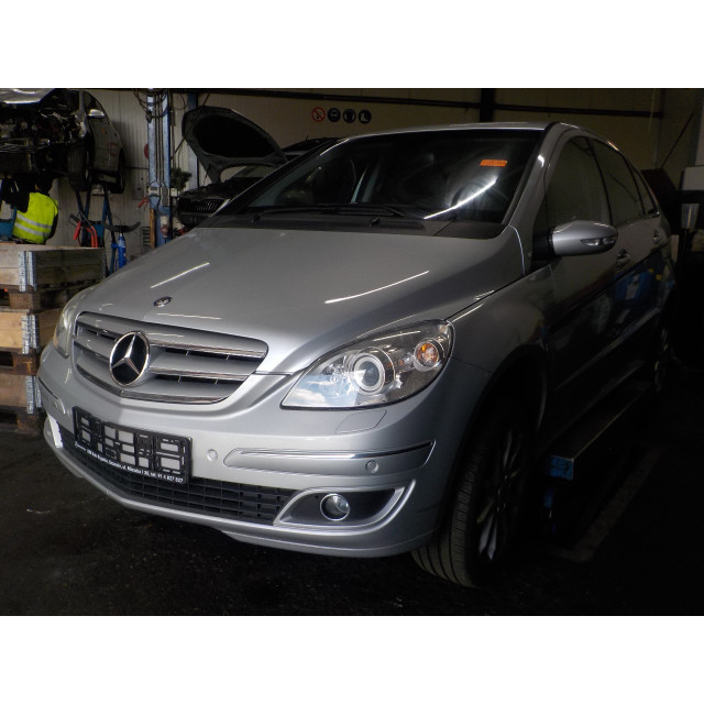 System nawigacji Mercedes-Benz B (W245/242) (2005 - 2011) Hatchback 2.0 B-200 CDI 16V (OM640.941)