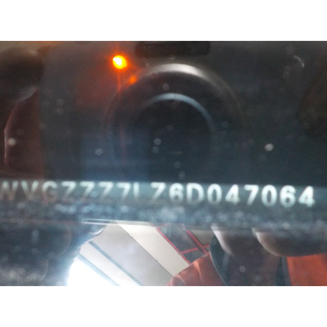 Lewe tylne światło na zewnątrz Volkswagen Touareg (7LA/7L6) (2002 - 2010) SUV 5.0 TDI V10 (AYH)