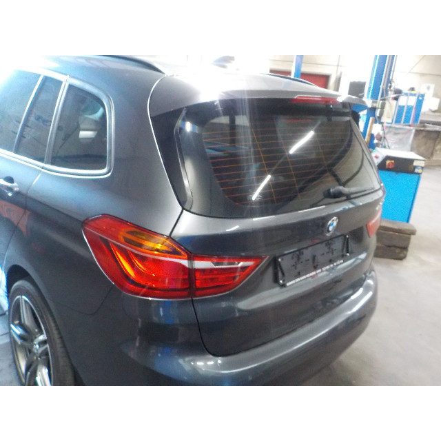 Pas bezpieczeństwa prawy tylny BMW 2 serie Gran Tourer (F46) (2015 - teraz) MPV 216d 1.5 TwinPower Turbo 12V (B37-C15A)
