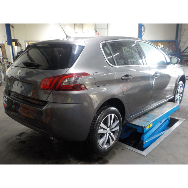 Chłodnica układu klimatyzacji Peugeot 308 (L3/L8/LB/LH/LP) (2014 - 2021) Hatchback 1.6 BlueHDi 100 (DV6FD(BHY))