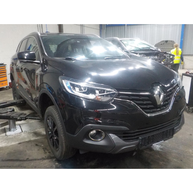 Klapka wlewu paliwa Renault Kadjar (RFEH) (2015 - teraz) Kadjar (RFE) SUV 1.2 Energy TCE 130 (H5F-408)