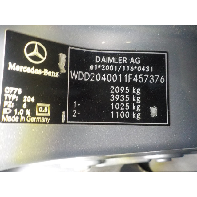 Półoś tylna lewa Mercedes-Benz C (W204) (2009 - 2014) Sedan 2.2 C-200 CDI 16V BlueEFFICIENCY (OM651.913)