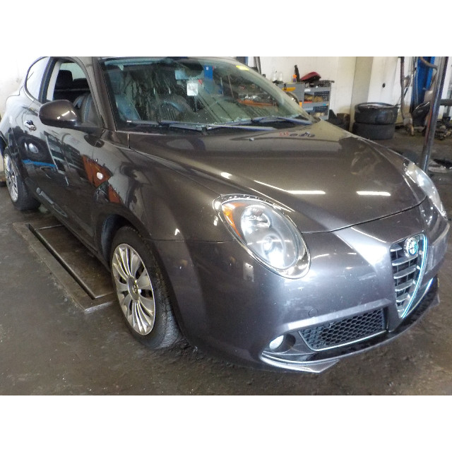 Piasta przednia prawa Alfa Romeo MiTo (955) (2013 - 2015) Hatchback 1.3 JTDm 16V (199.B.8000)