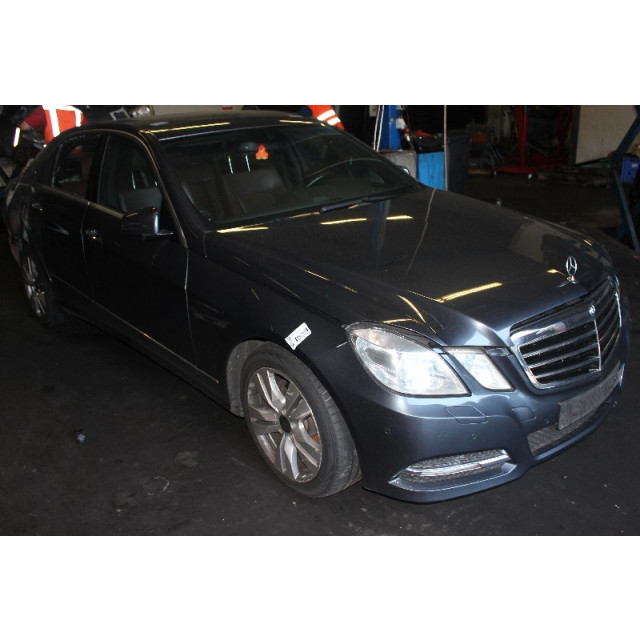 Dach Mercedes-Benz E (W212) (2009 - 2016) Sedan E-220 CDI 16V BlueEfficiency,BlueTEC (OM651.924(Euro 5)