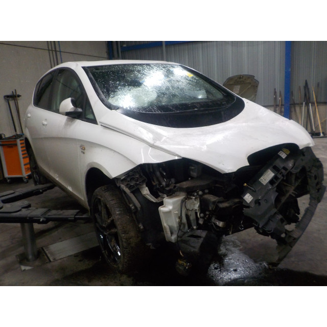 Drzwi tylne lewe Seat Altea (5P1) (2010 - 2015) MPV 1.2 TSI (CBZB)
