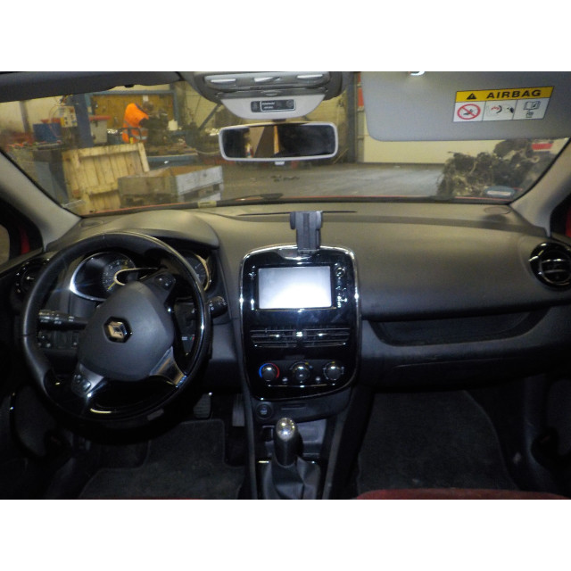 Mechanizm elektryczny centralnego zamka drzwi tylnych prawych Renault Clio IV Estate/Grandtour (7R) (2012 - teraz) Combi 5-drs 1.5 Energy dCi 90 FAP (K9K-608(K9K-B6))