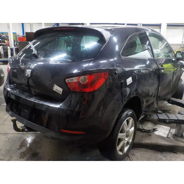 Drzwi przednie prawe Seat Ibiza IV (6J5) (2010 - 2015) Hatchback 5-drs 1.2 TDI Ecomotive (CFWA)