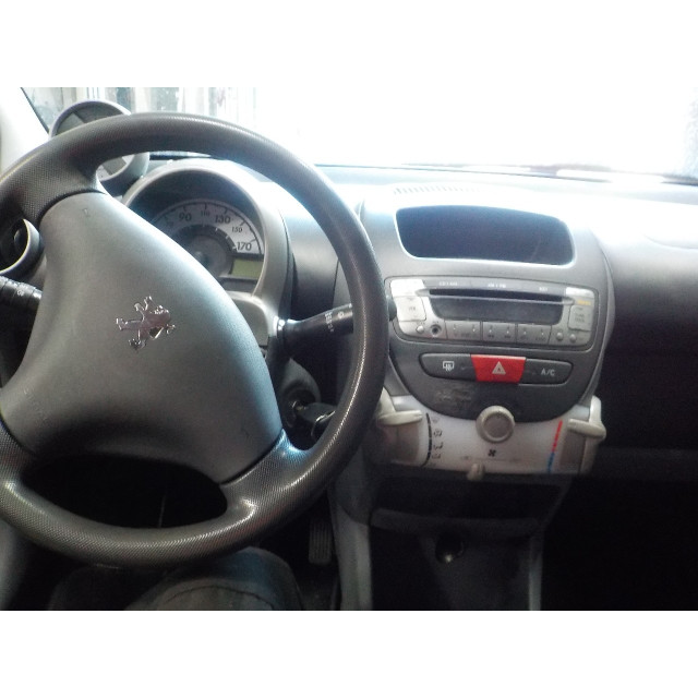 Klapa tylna Peugeot 107 (2005 - 2014) Hatchback 1.0 12V (384F(1KR))
