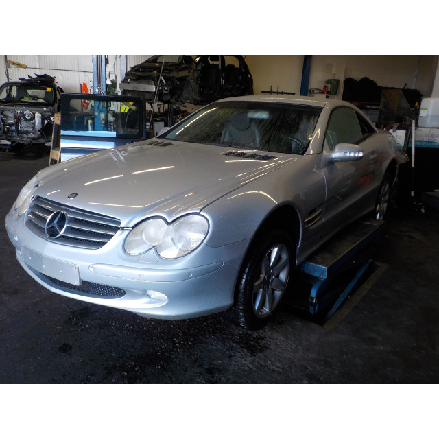 Antena wzmacniacz Mercedes-Benz SL (R230) (2001 - 2012) Cabrio 5.0 SL-500 V8 24V (M113.963)
