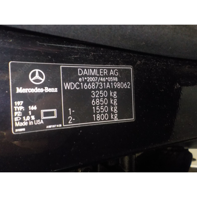 Jednostka sterująca zamka centralnego Mercedes-Benz GL (X166) (2012 - 2015) SUV 4.7 GL 550 BlueEFFICIENCY V8 32V 4-Matic (M278.928(Euro 5))