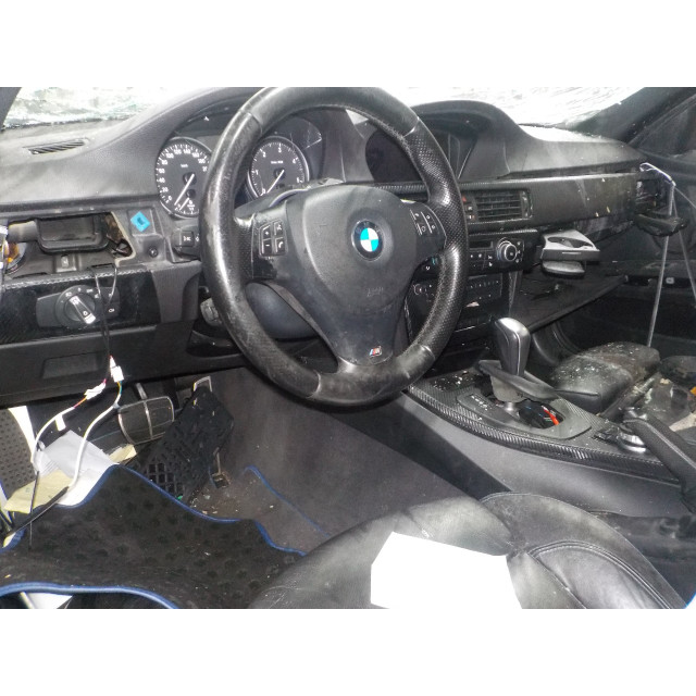 Mechanizm sterowania elektrycznego szyby drzwi tylnych prawych BMW 3 serie (E90) (2010 - 2011) Sedan 325d 24V (N57-D30A)