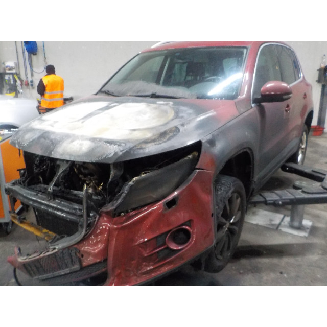 Wycieraczka szyby tylnej Volkswagen Tiguan (5N1/2) (2008 - 2018) SUV 1.4 TSI 16V (CAVA(Euro 5))
