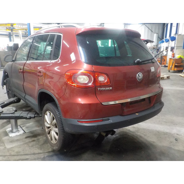 Mechanizm sterowania elektrycznego szyby drzwi tylnych prawych Volkswagen Tiguan (5N1/2) (2008 - 2018) SUV 1.4 TSI 16V (CAVA(Euro 5))