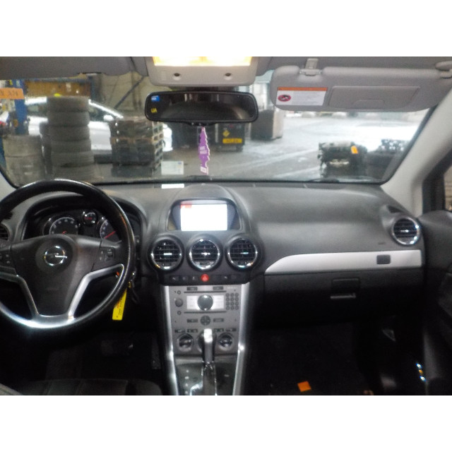 Piasta przednia prawa Vauxhall / Opel Antara (LA6) (2010 - 2015) SUV 2.4 16V 4x2 (A24XE)