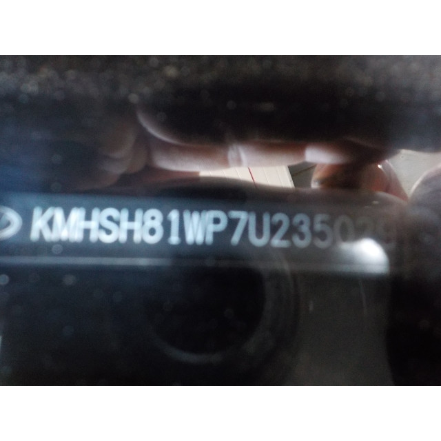 Mechanizm sterowania elektrycznego szyby drzwi przednich lewych Hyundai Santa Fe II (CM) (2006 - 2009) SUV 2.2 CRDi 16V 4x2 (D4EB)