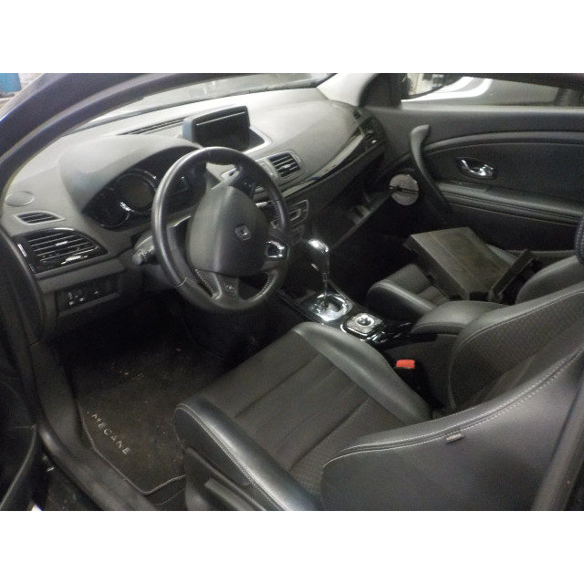 Multimedialny panel sterowania Renault Megane III Coupe (DZ) (2013 - 2016) Hatchback 3-drs 1.2 16V TCE 130 Start & Stop (H5F-405(H5F-E4))