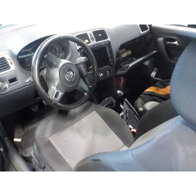 Korpus przepustnicy Volkswagen Polo V (6R) (2009 - 2014) Hatchback 1.2 TDI 12V BlueMotion (CFWA(Euro 5))