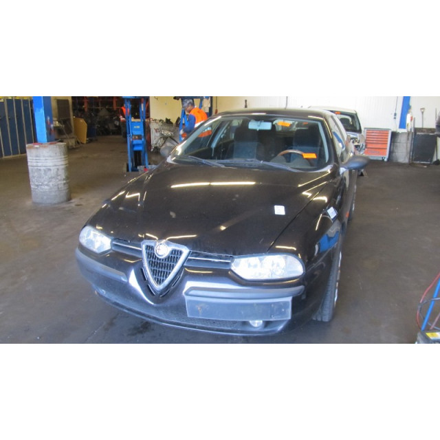 Kolumna zawieszenia przednia prawa Alfa Romeo 156 Sportwagon (932) (2000 - 2002) Combi 2.0 Twin Spark 16V (AR32.310)