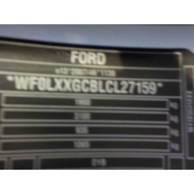 Skrzynka bezpieczników Ford Focus 3 Wagon (2012 - 2018) Combi 1.0 Ti-VCT EcoBoost 12V 125 (M1DA(Euro 5))