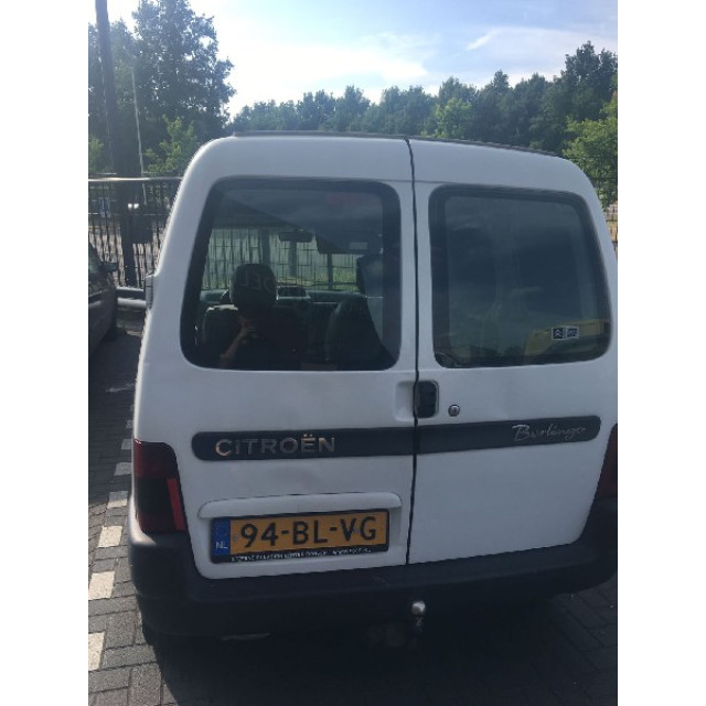 Wycieraczka przednia prawa Citroën Berlingo (1999 - 2011) Van 1.9 Di (DW8B(WJY))