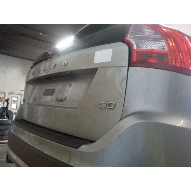 Odtwarzacz płyt CD Volvo XC60 I (DZ) (2010 - 2014) 2.0 DRIVe 20V (D5204T2)