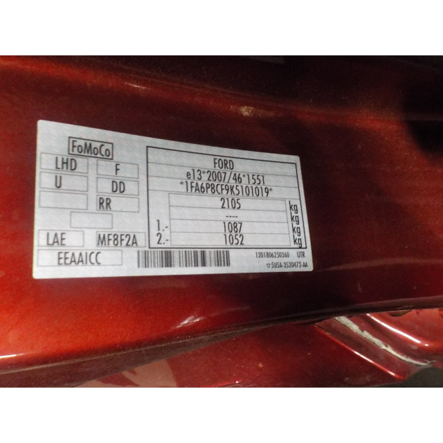 Różne elementy panelu sterowania Ford USA Mustang VI Fastback (2017 - teraz) Mustang VII Fastback Coupé 5.0 GT Ti-VCT V8 32V (A0001E1U5.0 GT Ti-VCT V8 32V)