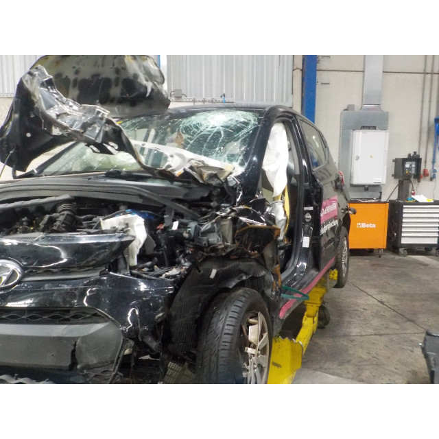 Belka zderzaka tylnego Hyundai i10 (B5) (2013 - 2020) Hatchback 1.0 12V (G3LA)