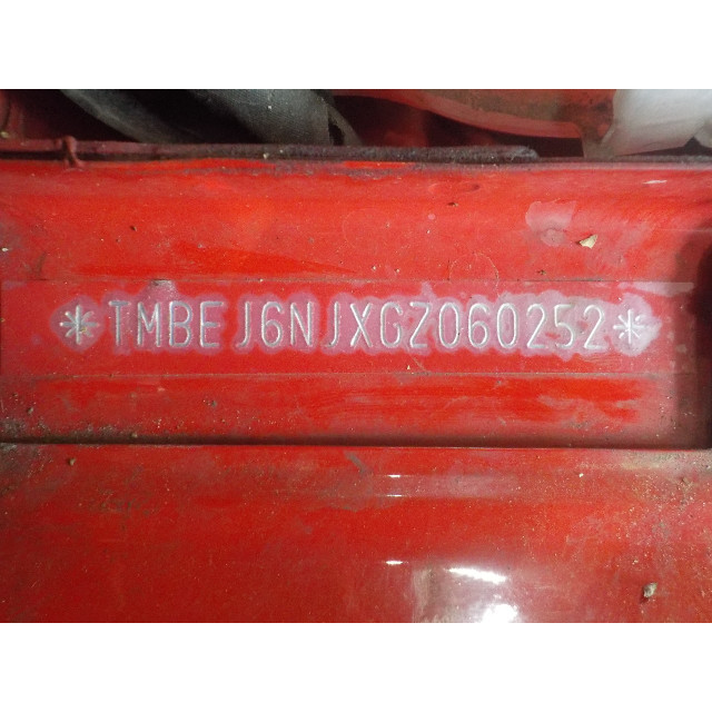 Zestaw amortyzatorów gazowych, tył Skoda Fabia III (NJ3) (2014 - 2021) Hatchback 5-drs 1.4 TDI 12V 90 (CUSB(Euro 6))