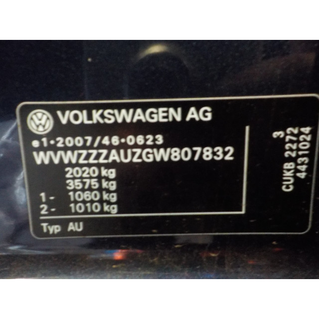 Krzesło komputerowe Volkswagen Golf VII (AUA) (2014 - 2020) Hatchback 1.4 GTE 16V (CUKB)