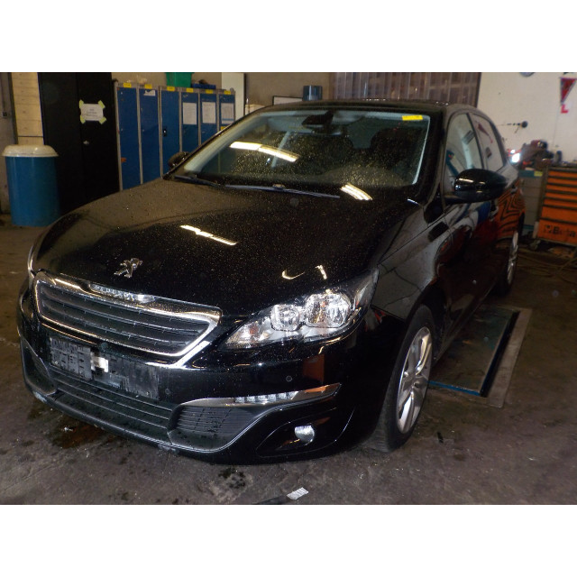 Oświetlenie wnętrza Peugeot 308 (L3/L8/LB/LH/LP) (2013 - 2021) Hatchback 5-drs 1.6 BlueHDi 120 (DV6FC(BHZ))