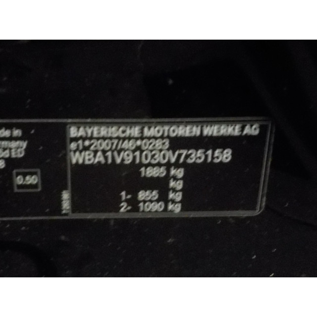 Mechanizm sterowania elektrycznego szyby drzwi tylnych prawych BMW 1 serie (F20) (2015 - 2019) Hatchback 5-drs 116d 1.5 12V TwinPower (B37-D15A)