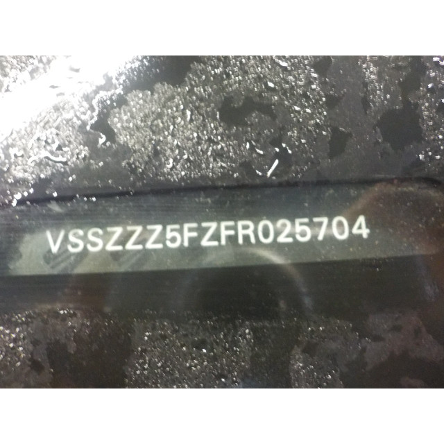 Mechanizm wycieraczek szyby przedniej Seat Leon (5FB) (2014 - teraz) Hatchback 5-drs 1.2 TSI Ecomotive 16V (CYVB)