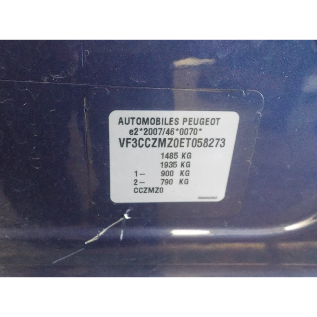 Przełącznik szyb sterowanych elektrycznie Peugeot 208 I (CA/CC/CK/CL) (2012 - 2019) Hatchback 1.0 Vti 12V PureTech (EB0(ZMZ))