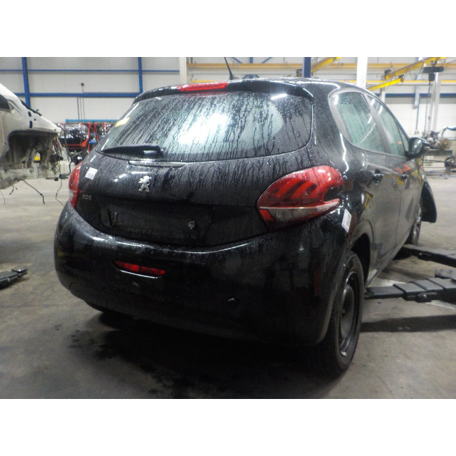 Skrzynka bezpieczników Peugeot 208 I (CA/CC/CK/CL) (2012 - 2019) Hatchback 1.2 Vti 12V PureTech 82 (EB2F(HMZ))