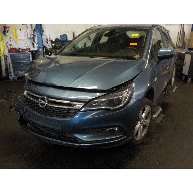 Komputerowa kontrola odległości parkowania Vauxhall / Opel Astra K (2015 - teraz) Hatchback 5-drs 1.0 Turbo 12V (B10XFL(Euro 6))